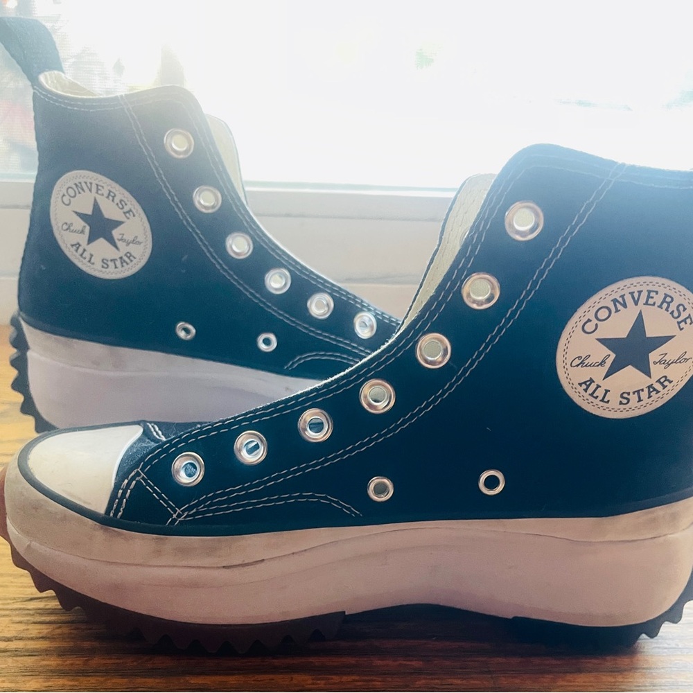 Converse Black and White Platform High-Tops. Used once or twice no shoe lace
